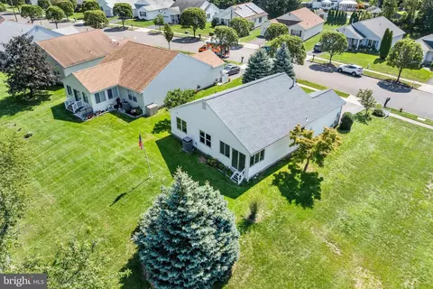 2 Holiday Ct, Trenton, NJ 08638 photo 22