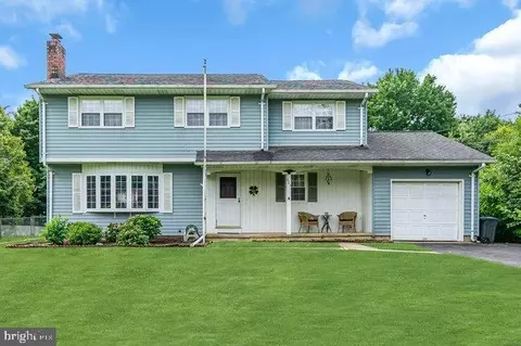 401 Dutch Neck Rd, Hightstown, NJ 08520
