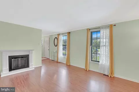 Living - 15 School Dr, Windsor, NJ 08561 photo 2 of 4