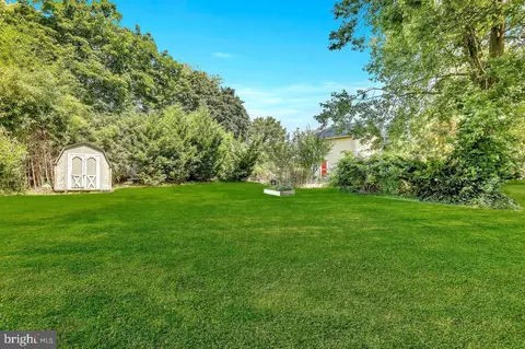 Exterior - 15 School Dr, Windsor, NJ 08561 photo 6 of 6