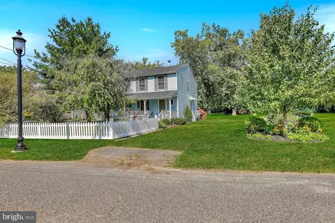 Exterior - 15 School Dr, Windsor, NJ 08561 photo 1 of 6