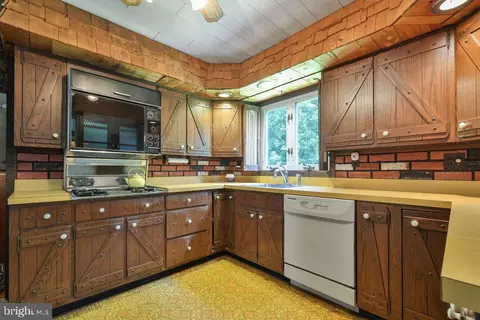 26 Copperfield Dr, Hamilton, NJ 08610 photo 8