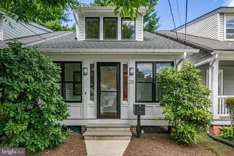 25 Birch Ave, Princeton, NJ 08542