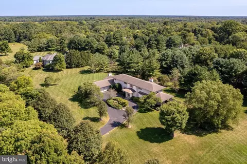 6 Tomlyn Dr, Princeton, NJ 08540