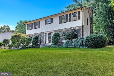 74 Terrapin Ln, Hamilton, NJ 08619