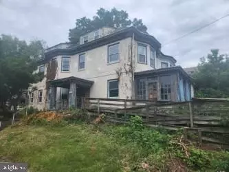 1122 Riverside Ave, Trenton, NJ 08618