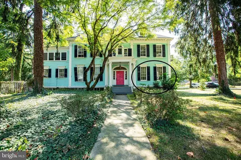 301 Nassau St #1, Princeton, NJ 08540