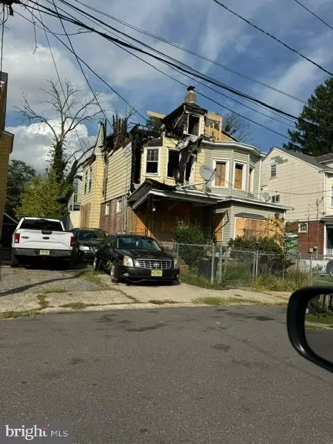 116 Oliver Ave, Trenton, NJ 08618