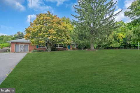 2320 Whitehorse Hamilton Sq Rd, Hamilton, NJ 08690