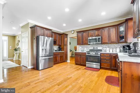 Kitchen - 551 Hinckle Ave, Ewing, NJ 08628 photo 3 of 3
