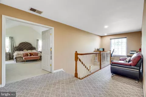 Entry Way - 551 Hinckle Ave, Ewing, NJ 08628 photo 8 of 8