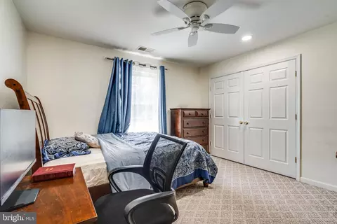 Bedroom - 551 Hinckle Ave, Ewing, NJ 08628 photo 4 of 6