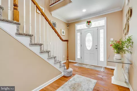 Entry Way - 551 Hinckle Ave, Ewing, NJ 08628 photo 2 of 8