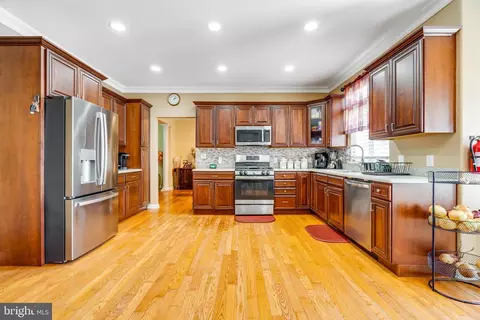 Kitchen - 551 Hinckle Ave, Ewing, NJ 08628 photo 2 of 3