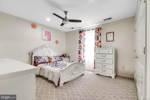 Bedroom - 551 Hinckle Ave, Ewing, NJ 08628 photo 3 of 6