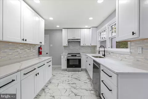 1 Hampton Rd, Ewing, NJ 08638 photo 14
