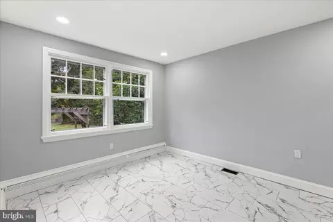 1 Hampton Rd, Ewing, NJ 08638 photo 13