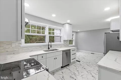 1 Hampton Rd, Ewing, NJ 08638 photo 16
