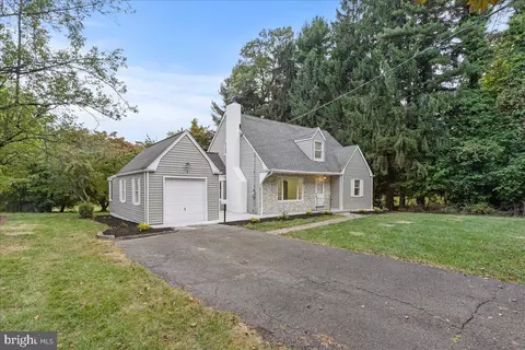 1 Hampton Rd, Ewing, NJ 08638 photo 3