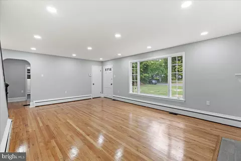 1 Hampton Rd, Ewing, NJ 08638 photo 10