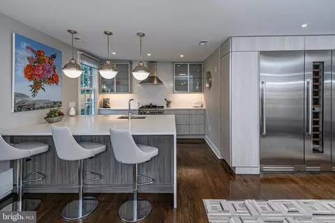 8 Greenholm St #3, Princeton, NJ 08540