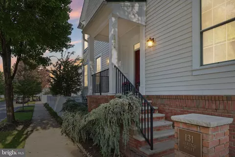 131 Heritage St, Robbinsville, NJ 08691