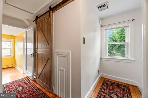 566 Cleardale Ave, Ewing, NJ 08618 photo 20