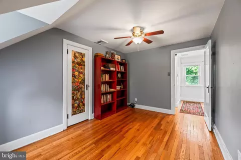 566 Cleardale Ave, Ewing, NJ 08618 photo 25