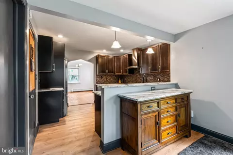 566 Cleardale Ave, Ewing, NJ 08618 photo 11