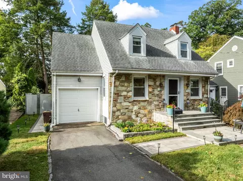 566 Cleardale Ave, Ewing, NJ 08618 photo 3