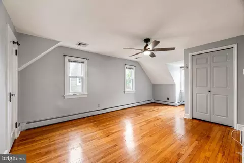 566 Cleardale Ave, Ewing, NJ 08618 photo 21
