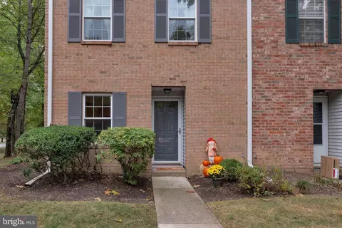 21 Abelia Ct, Lawrence, NJ 08648