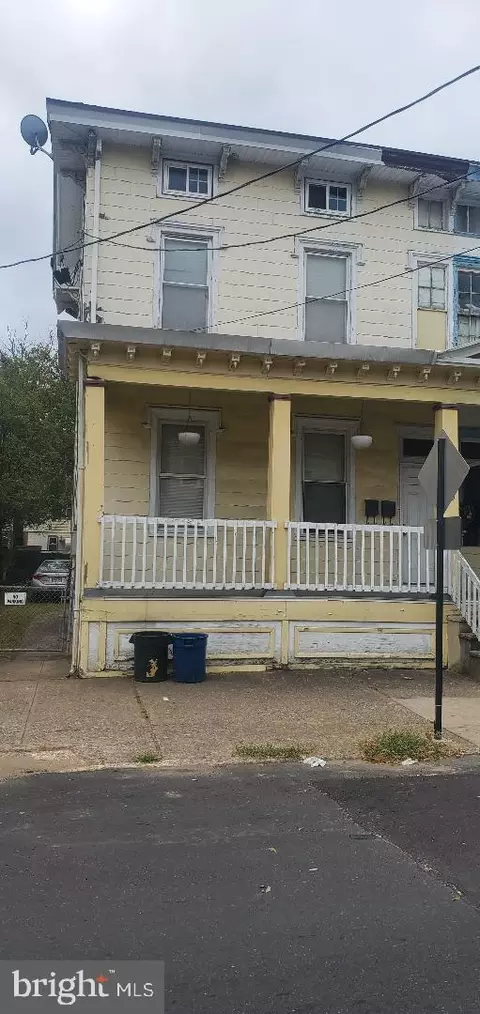 815 Quinton Ave, Trenton, NJ 08629