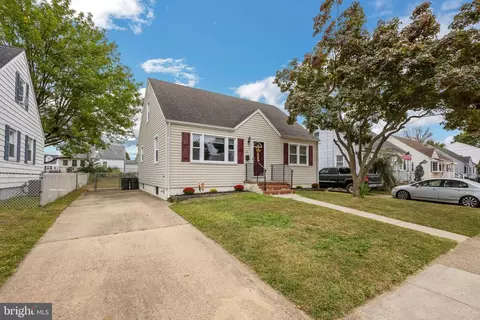 81 Unwin Dr, Hamilton, NJ 08610