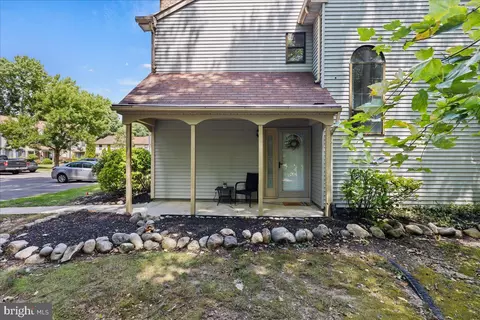 24 Tynemouth Ct, Robbinsville, NJ 08691