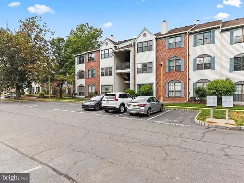 3 Chamberlin Ct, Trenton, NJ 08648