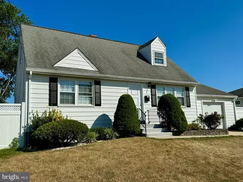 7 Brandywine Way, Hamilton, NJ 08690