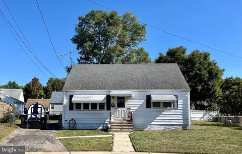 6 Belfast Ct, Hamilton, NJ 08610