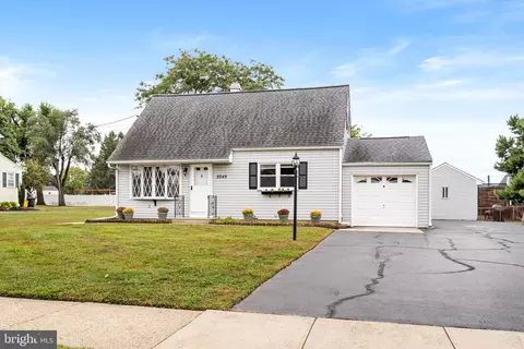 2049 Kuser Rd, Hamilton, NJ 08690