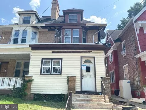 38 Delawareview Ave, Trenton, NJ 08618