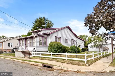 186 Beal St, Hamilton, NJ 08610