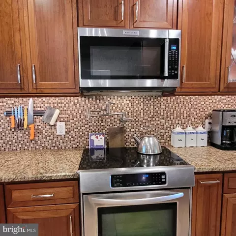 24 Metekunk, Ewing, NJ 08638 photo 10