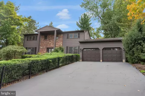 19 Windybush Way, Titusville, NJ 08560