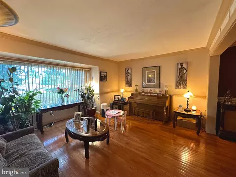 18 Twin Rivers, East Windsor, NJ 08520