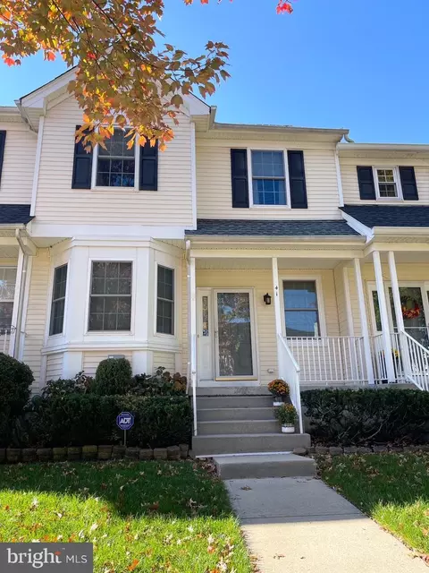 41 Hadley Dr, Robbinsville, NJ 08691