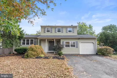 23 Martin La, Hamilton, NJ 08619