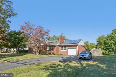 2236 Pennington Rd, Trenton, NJ 08638 photo 4