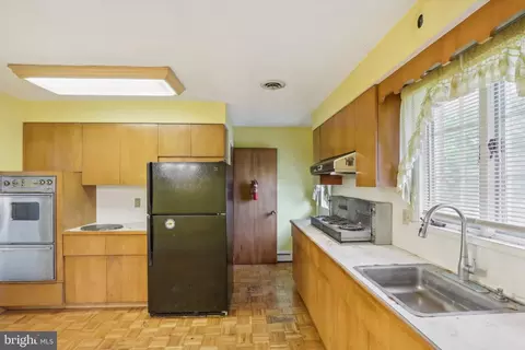 2236 Pennington Rd, Trenton, NJ 08638 photo 13