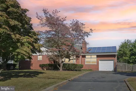 2236 Pennington Rd, Trenton, NJ 08638