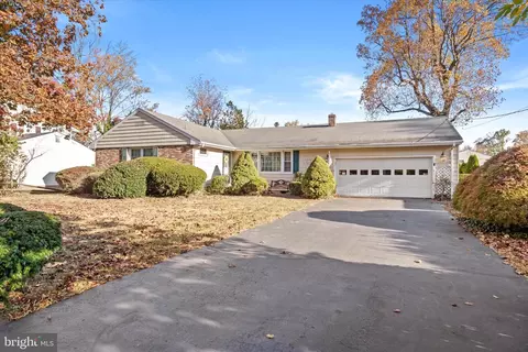 38 Darrah Ln, Lawrence, NJ 08648